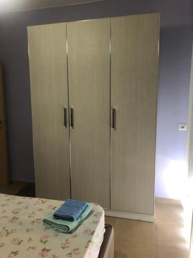 Xhulio Apartments Sarandë 외부 사진