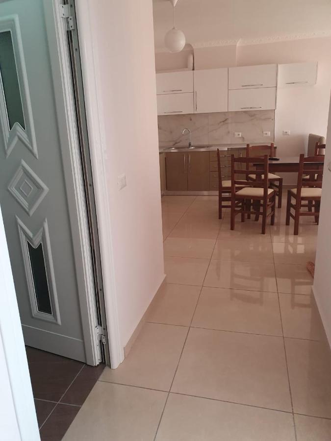 Xhulio Apartments Sarandë 외부 사진