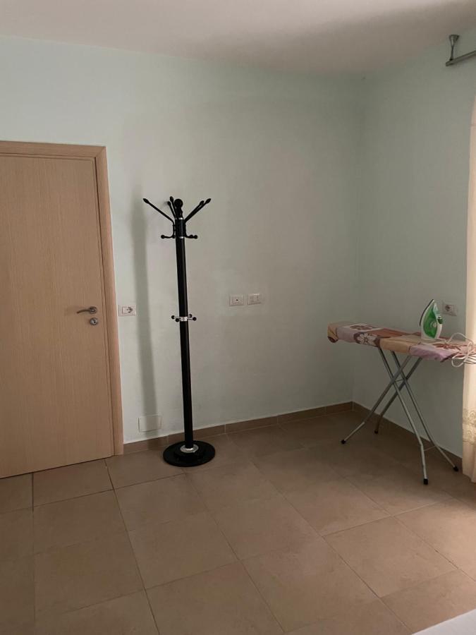 Xhulio Apartments Sarandë 외부 사진