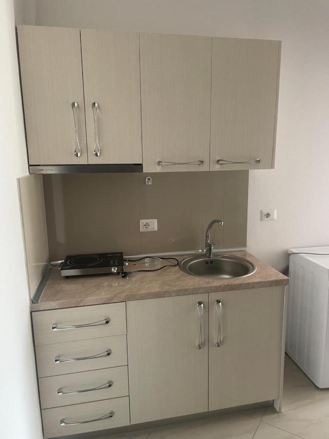 Xhulio Apartments Sarandë 외부 사진