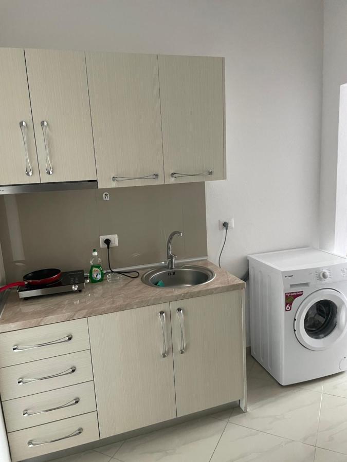 Xhulio Apartments Sarandë 외부 사진