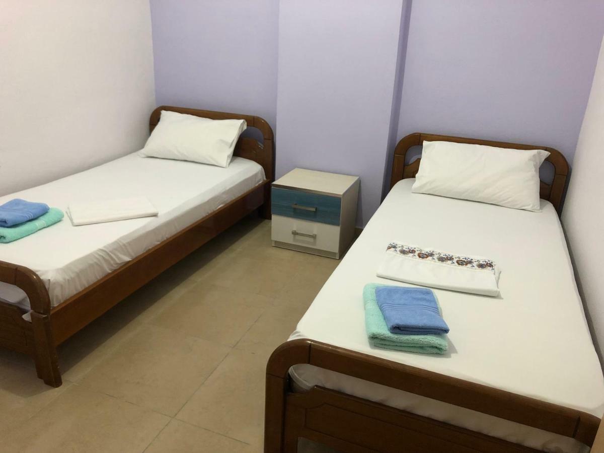 Xhulio Apartments Sarandë 외부 사진